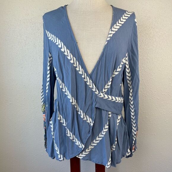 One World Live and Let Live Tunic Top Size L EUC - Picture 1 of 9
